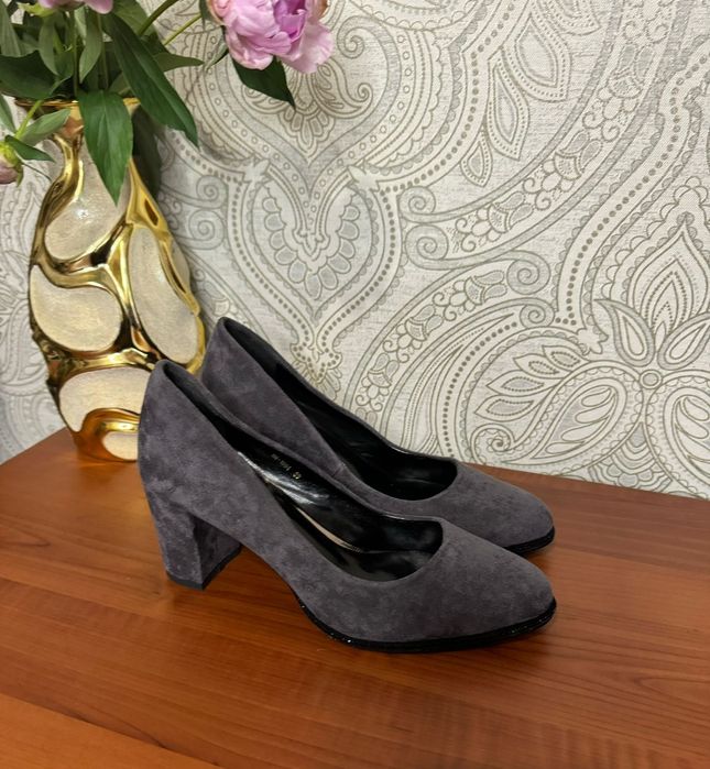 Продам туфли женские