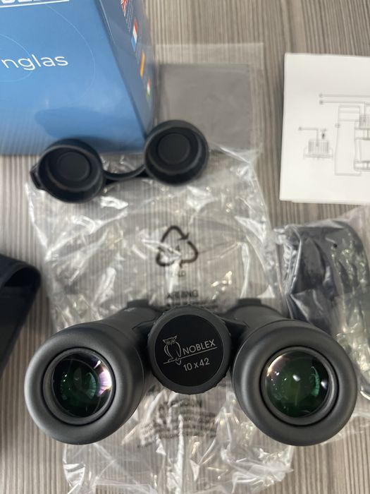 Binoclu Noblex Docter 10x42 nou la cutie.