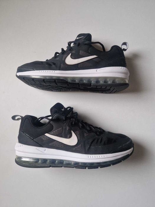 Nike Air Max Genome оригинални маратонки