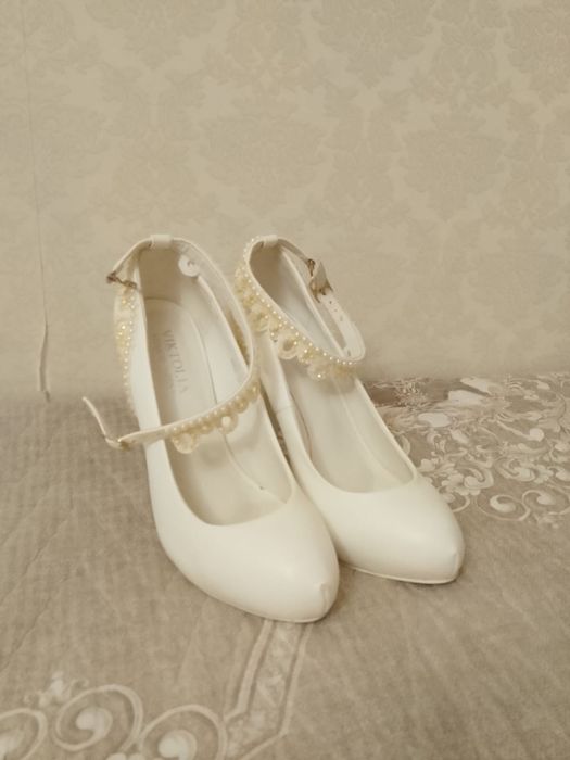 Продам туфли свадебные