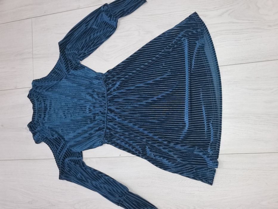 Лилава рокля 40 L