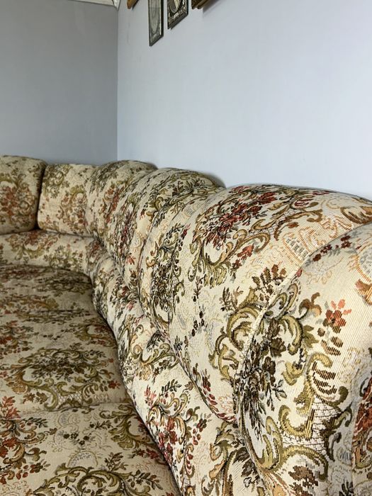 Продаётся угловой диван (торг)