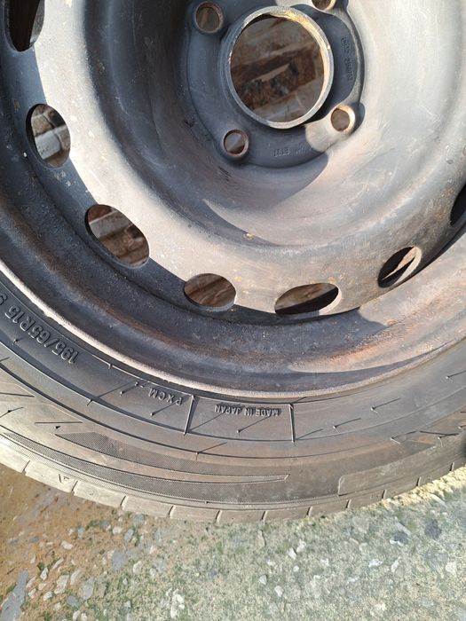 Гуми с джанти 195/65/15
