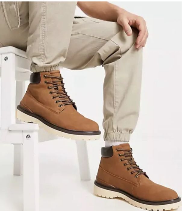 Ghete piele river island