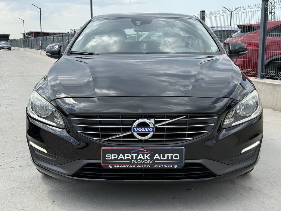 Volvo V60 1.6D* 2016г* АВТОМАТИК* 154.000КМ* СЕРВИЗНА*