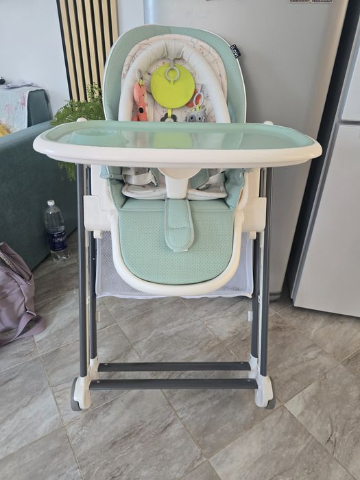 Детский стульчик для кормления
