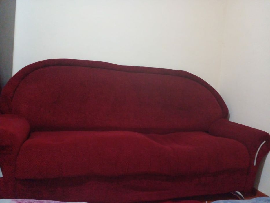 Продается угалок для дома