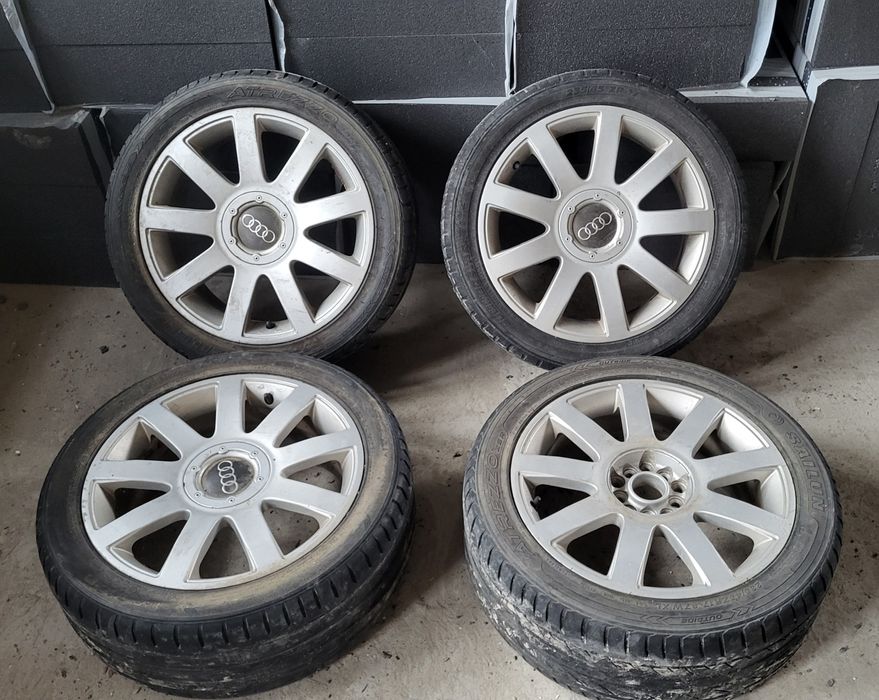 Vând jante Audi 235/45 r17