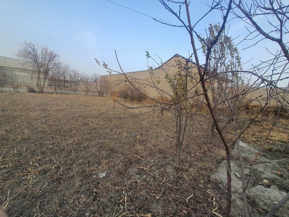 Yer uchaska sotiladi