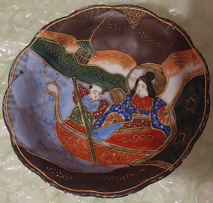 Vand farfurie japoneza pictata manual, vintage