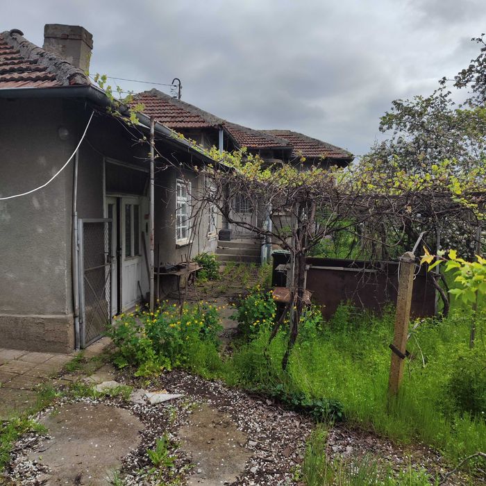 Къща в с. Бръшлен, общ. Сливо поле