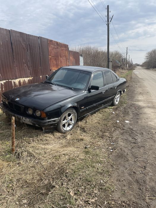 Продам бмв е34….