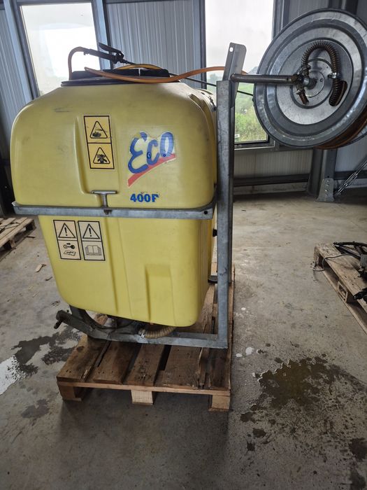 Pompa stropit ierbicidat 400l