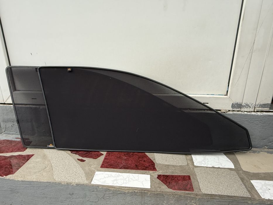 Шторки передние Camry 50-55