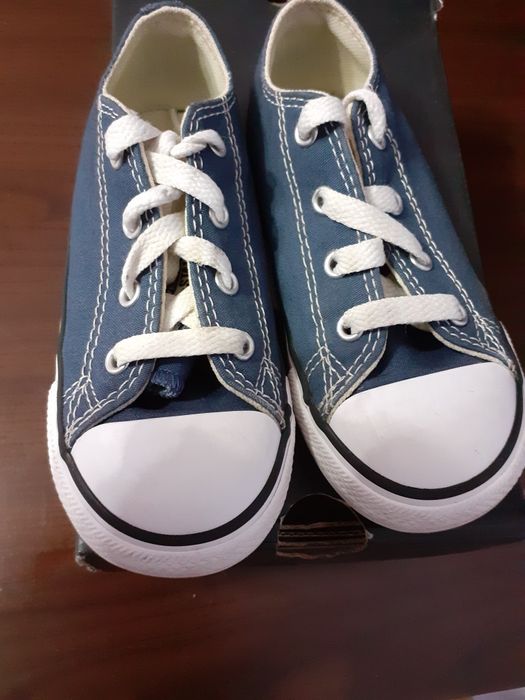 Converse  mărimea 31