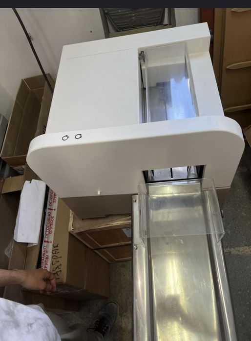 Хлеборезка AXM-300T