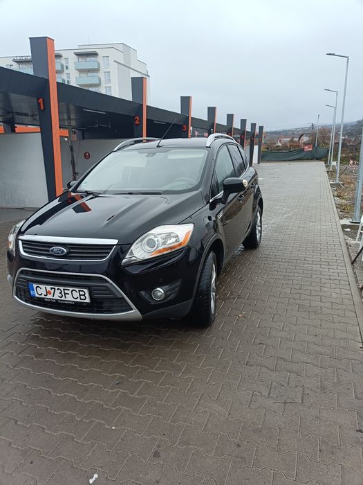 Vând Ford Kuga 2011