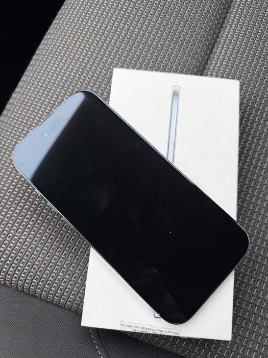 Iphone Air 25гб бял - използван 1 ден