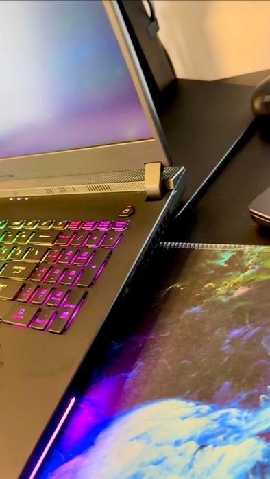 Laptop Gaming ASUS ROG STRIX SCAR 17 NVIDIA RTX 4090 16 gb / 32 gb RAM