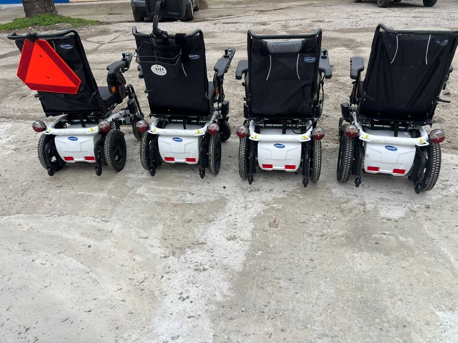 акумулаторен инвалиден стол Invacare Акумулаторна инвалидна количка