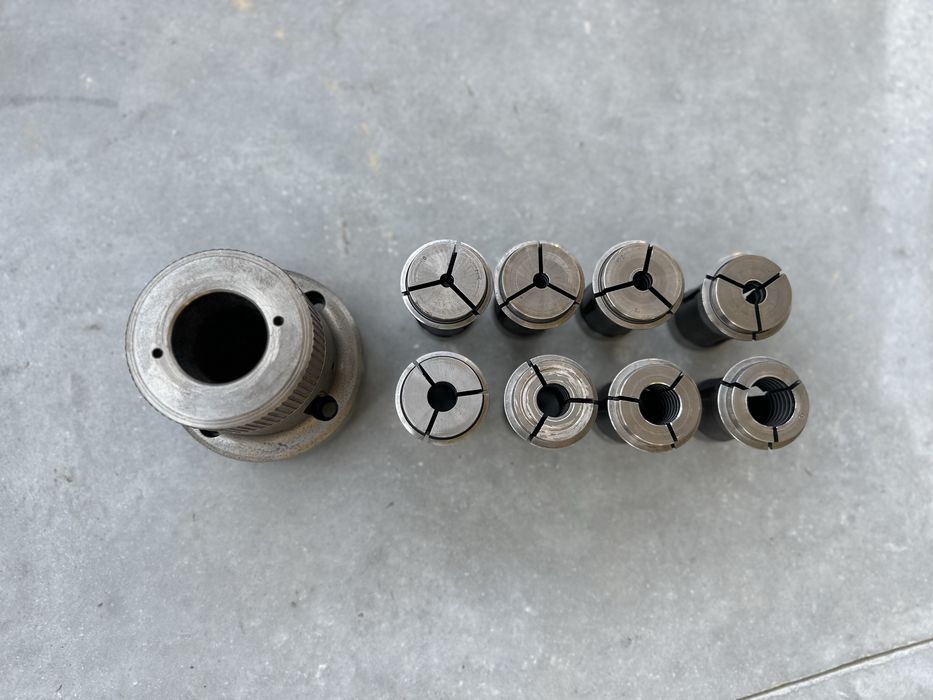 Цанков патронник за струг CNC ЦПУ с комплект цанги