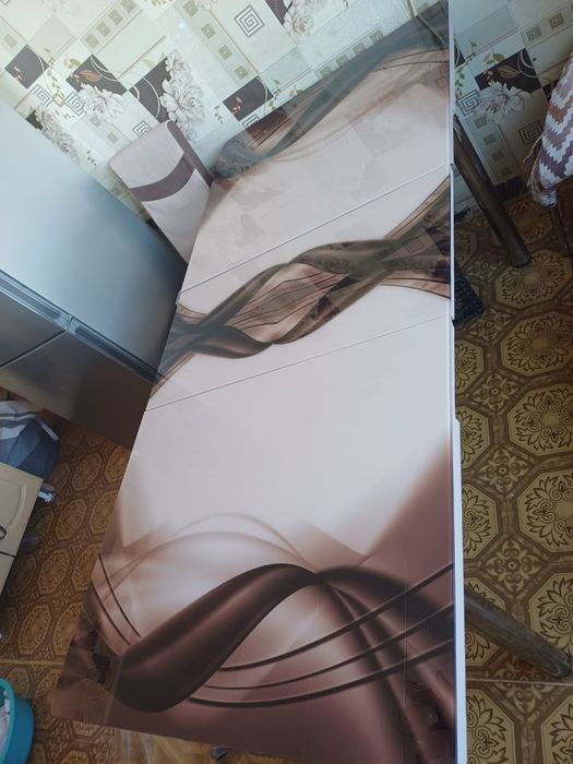 Продам кухонный стол