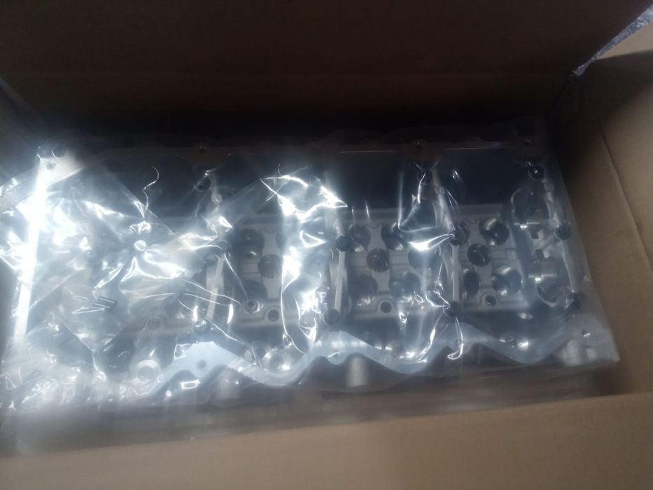 Navara 2.5 automată, autoutilitara