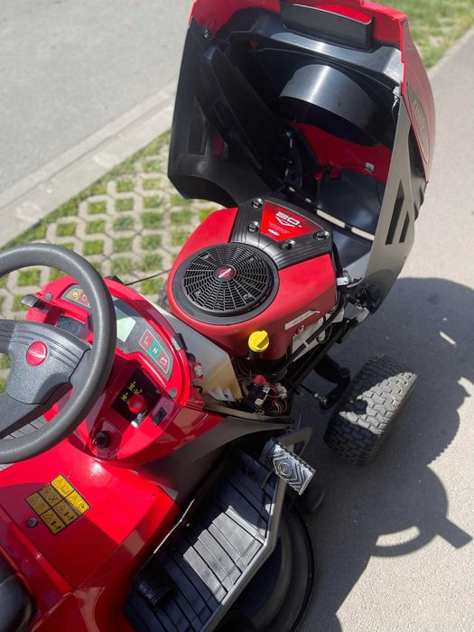 Tractoras Castel Garten de tuns iarba 20hp VTWiN