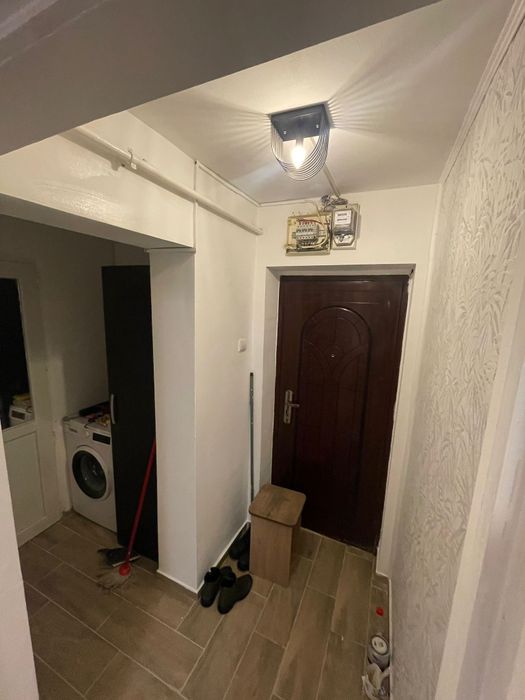 Închiriez apartament 3 camere in tatarasi etaj 1 persoana fizica