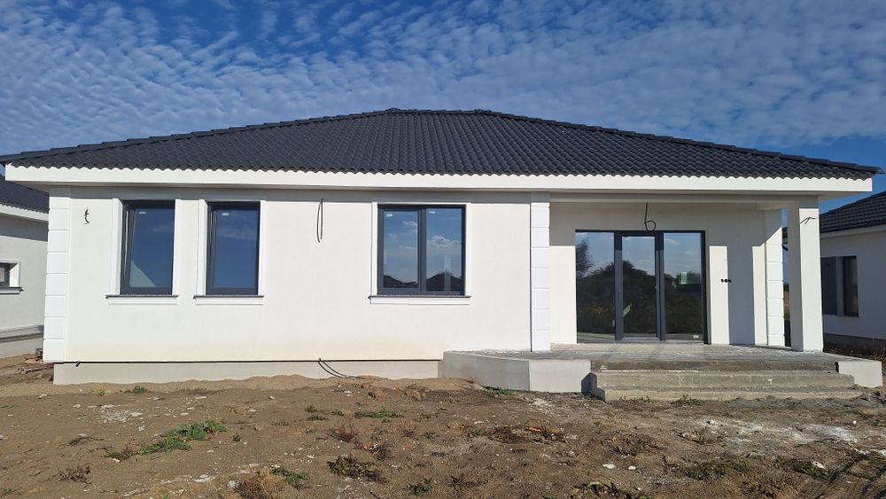 CASĂ NOUĂ MODERNĂ, PARTER, 3 Dormitoare,  453 MP Teren, zona drumul  ODOREULUI