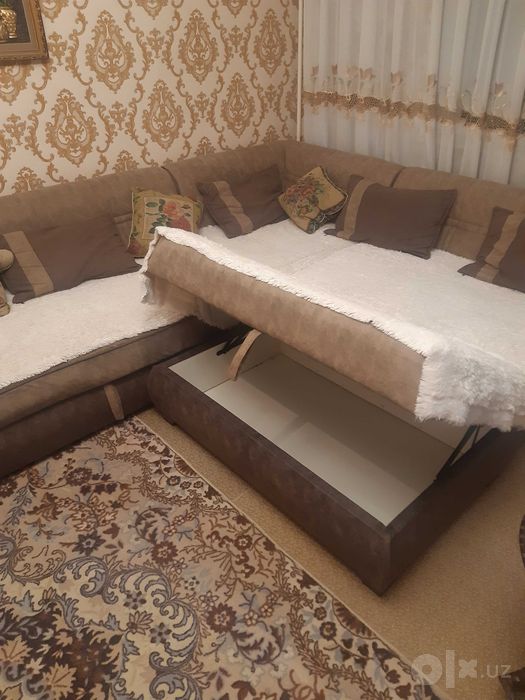 Современный модульный диван