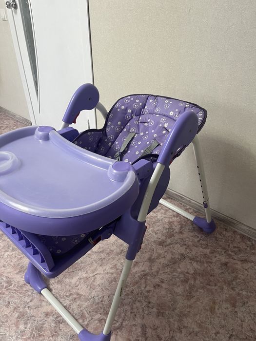 Продам столик для кормления
