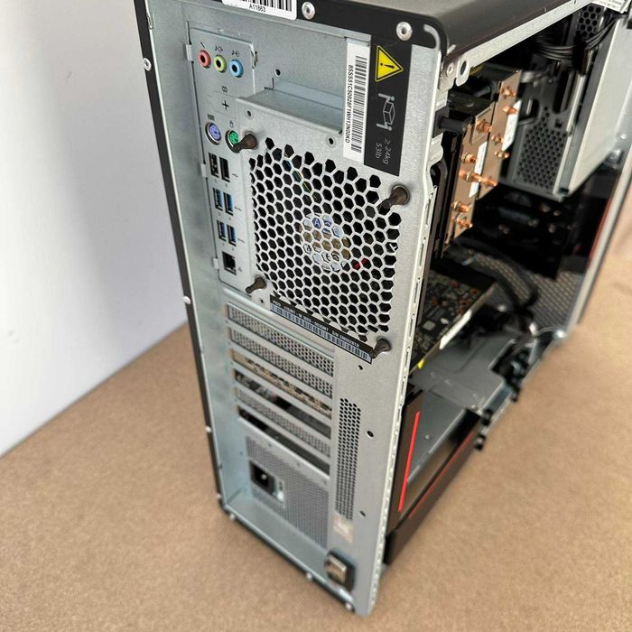 Workstation Lenovo P620 AMD Threadripper 3945WX/64GB RAM/500GB SSD