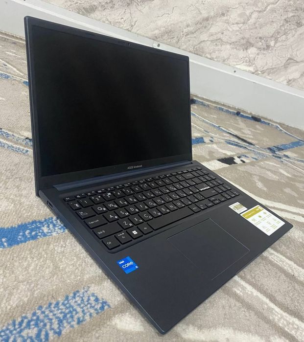 Yangi Asus Vivobook