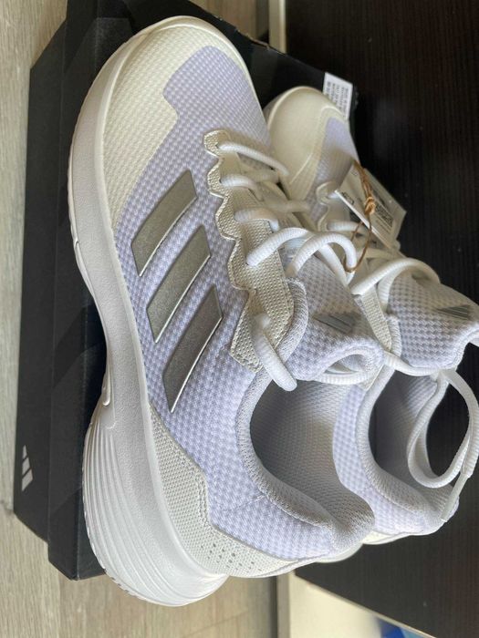 Дамски маратонки adidas