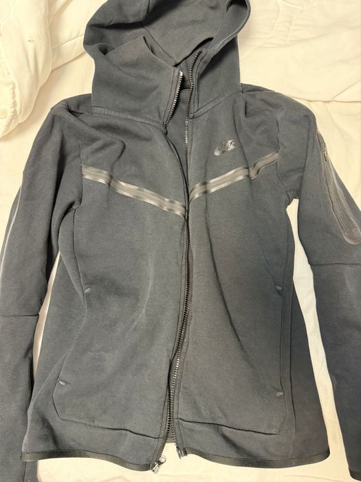 Черен nice tech fleece оригинален