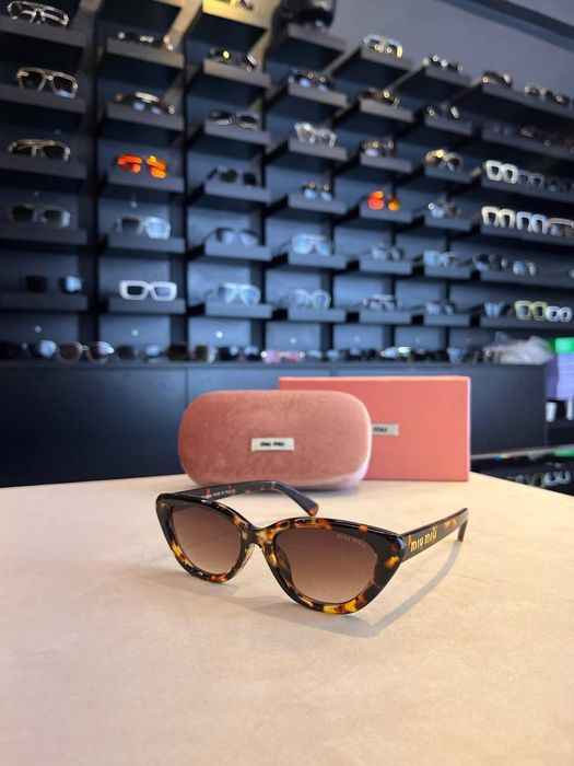 Дамски слънчеви очила различни модели