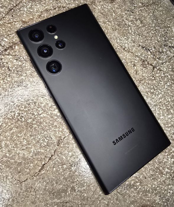 Samsung Galaxy S 22 Ultra 12/256 GB