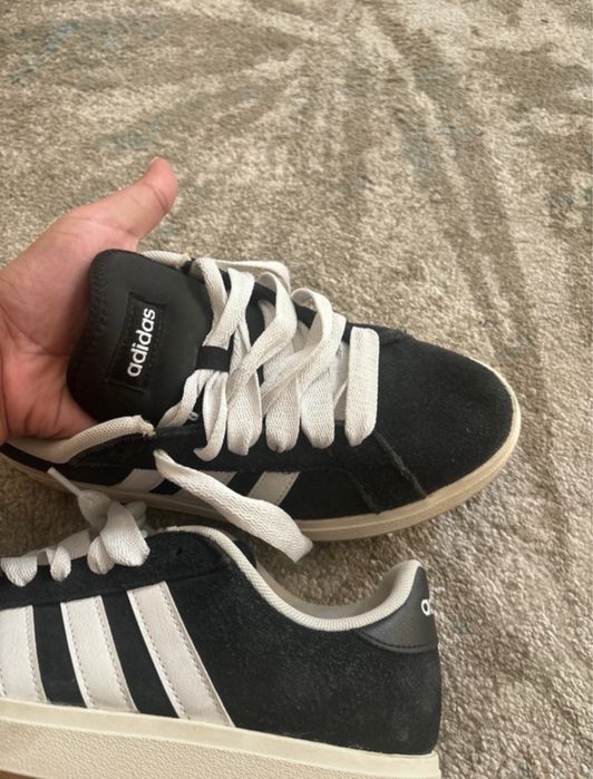 Adidas grand base