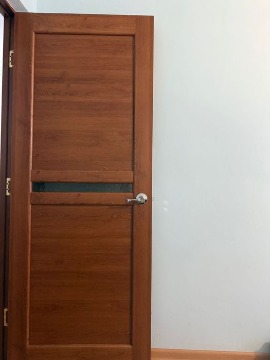Продам двери межкомнатные б.у