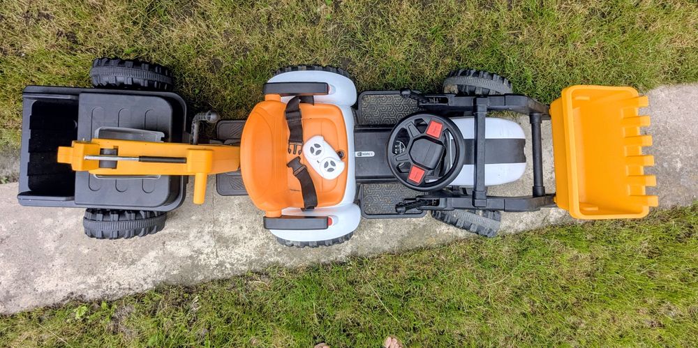 Tractor electric cu telecomanda
