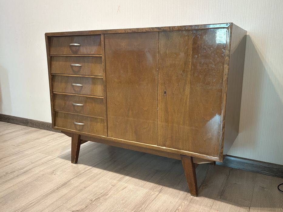 Шкаф ретро магнолия комод