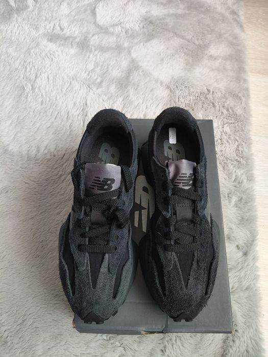 New Balance 327 unisex culoare negru mărimea 39.5 noi originali