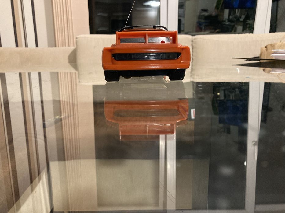 Оригинална японска радиоуправляема количка