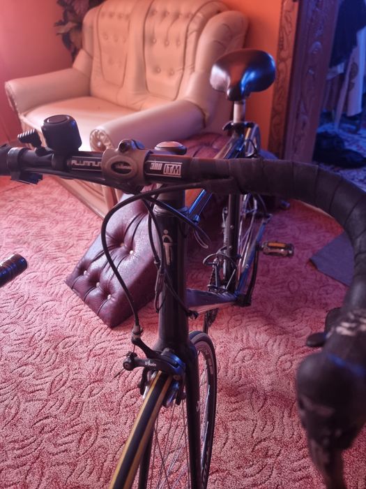 Bicicleta birou sau excursie cursiera roti subțiri furca carbon