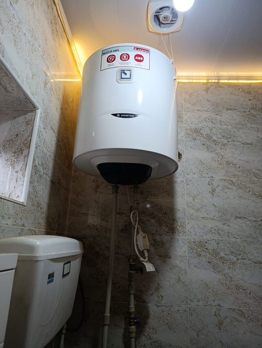 Боллер ariston 50л