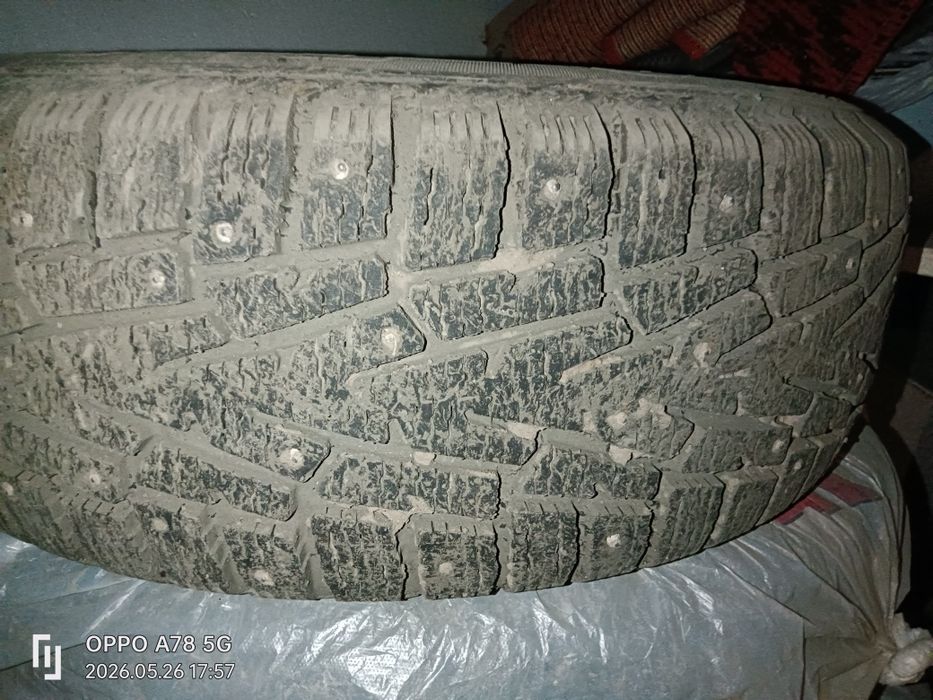 Продам зимнии шины R16