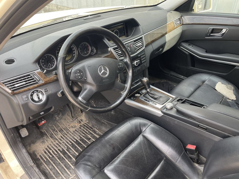 Mercedes E200CDI комби на части