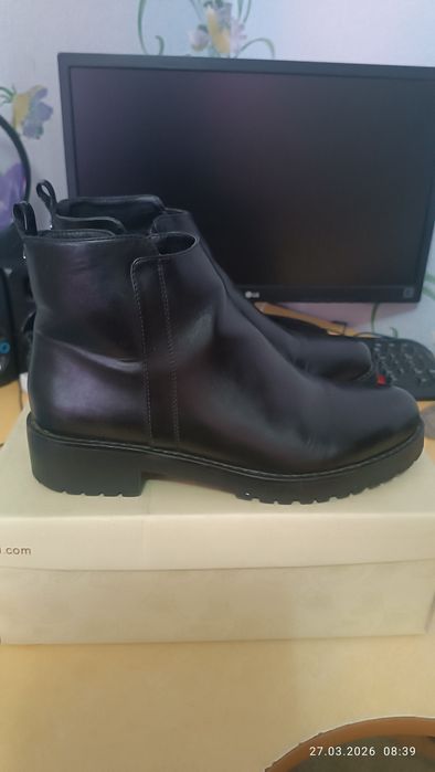 Продам Весенние Полусапожки