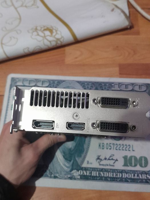 Видеокарта GeForce GTX960 2GB